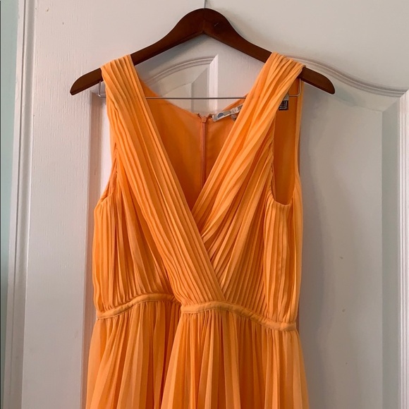 halston heritage orange pleated dress Halston Heritage | Dresses | Halston Heritage One Shoulder Orange Dress